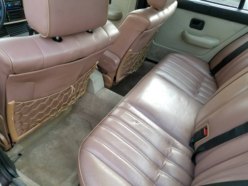 Illustration for article titled For $3,500, Could This 1985 BMW 528 Still Bring It?